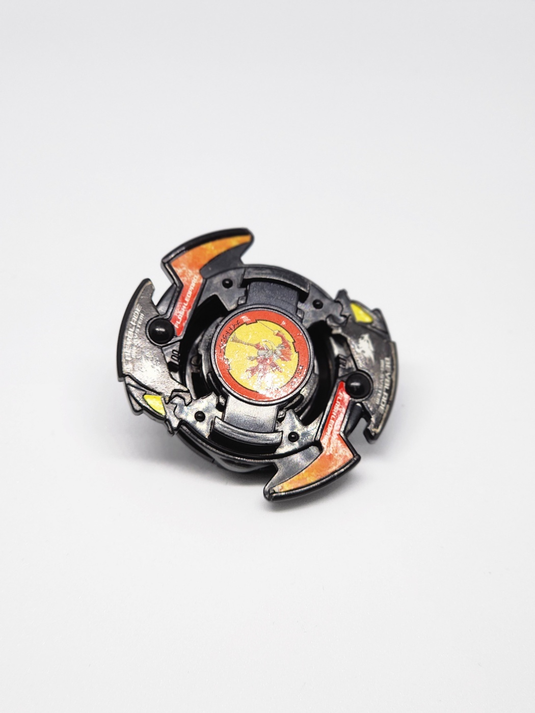 Flash Leopard Magnacore V-Force - Plastic Gen Beyblade Beyblade available in Tunisia